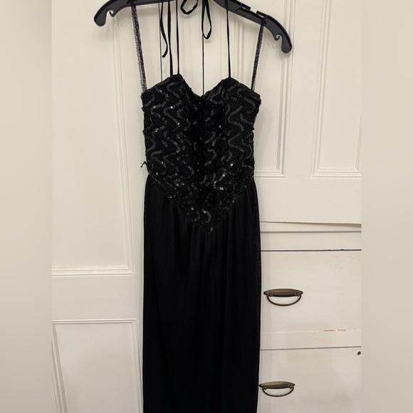 VINTAGE BLACK SEQUIN JUMPSUIT ROMPER SZ XS - Picture 1 of 6